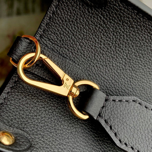 LOCK & GO BAG 24 IN BLACK GRAIN CALFSKIN