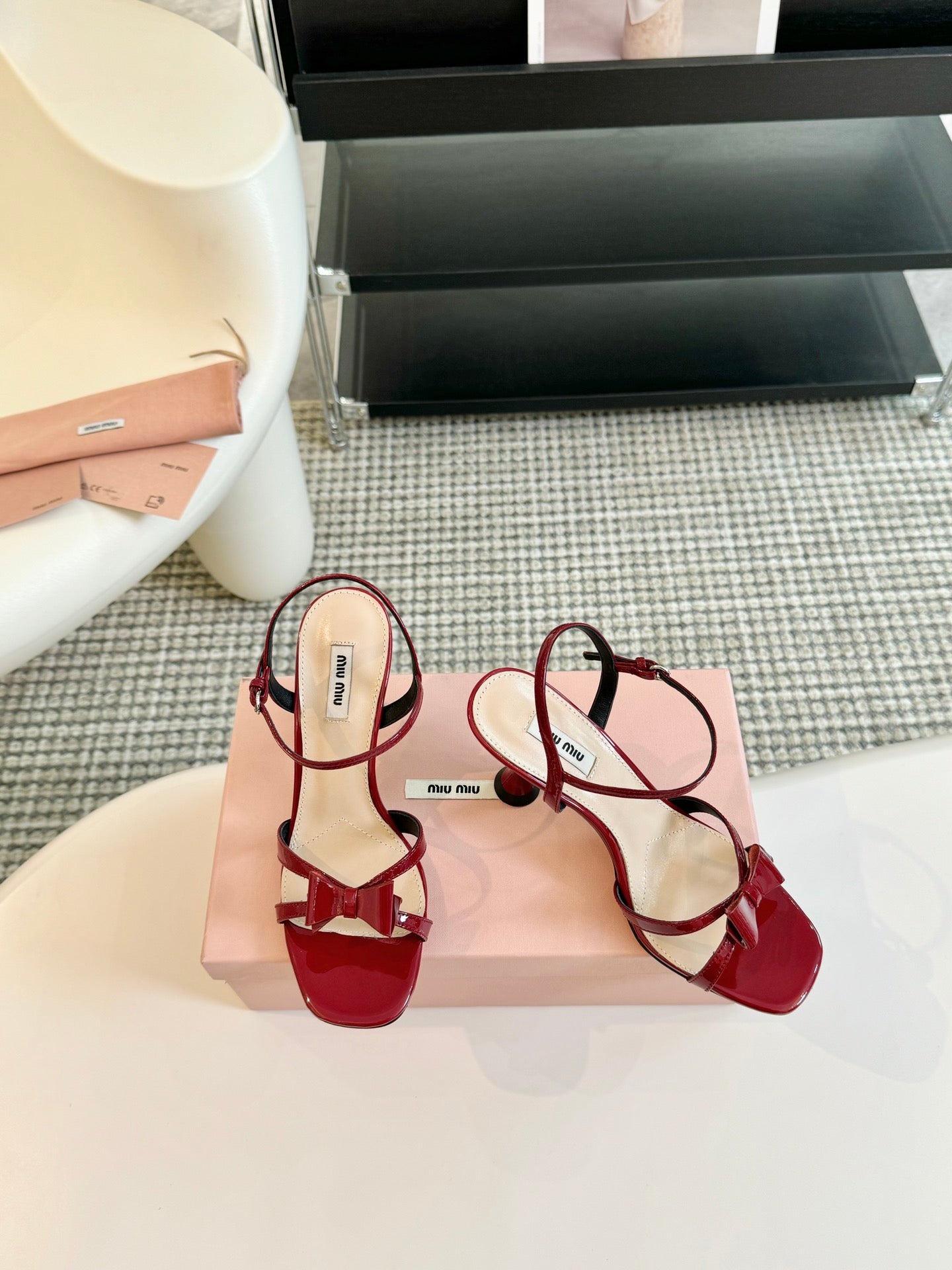 High Heels With Bows Crimson Color Glossy Leather