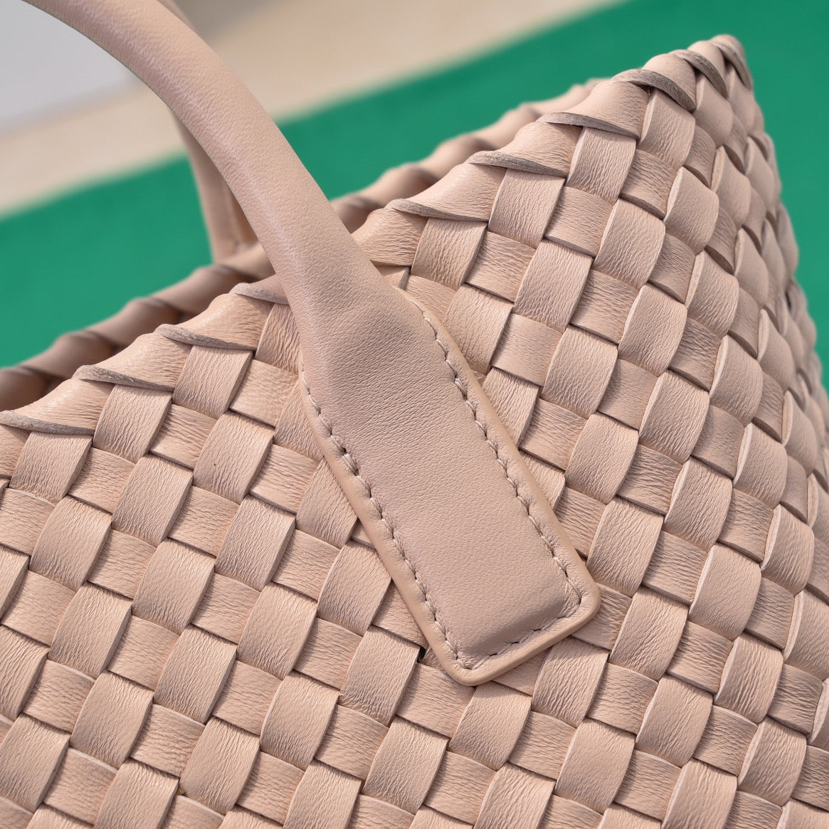 Mini Cabat 20cm Beige Lambskin Ghw