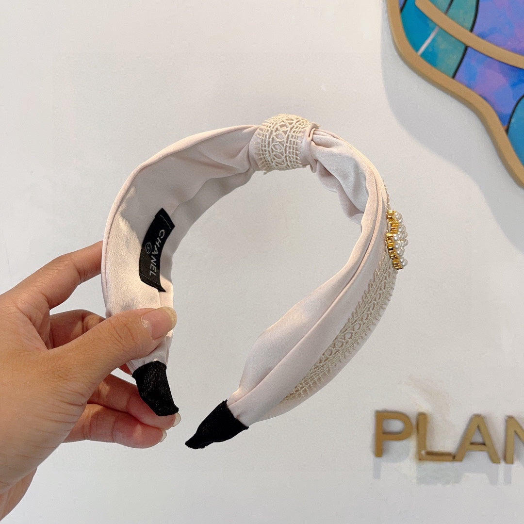 WHITE FABRIC AND SILK HAIRBAND 409391