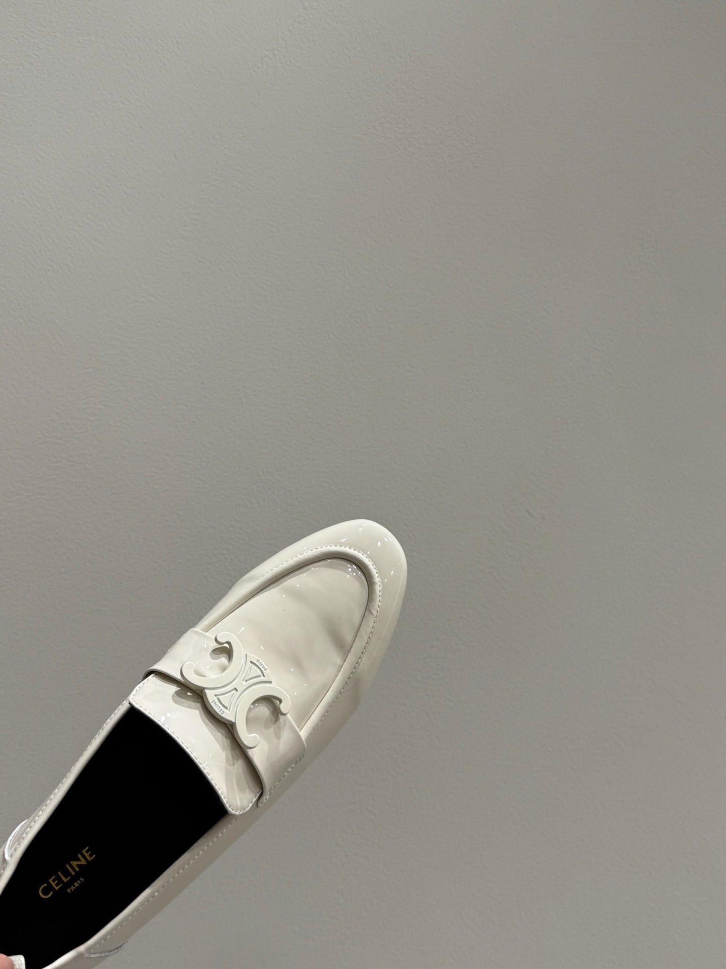 TRIOMPHE LOAFERS IN WHITE PATENT CALFSKIN