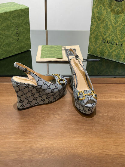 GG WEDGE PLATFORM IN STEEL GREY MONOGRAM JACQUARD FABRIC