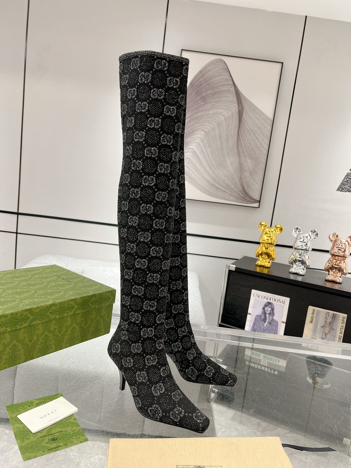 THIGH HIGH BOOTS IN BLACK KNITTED FABRIC
