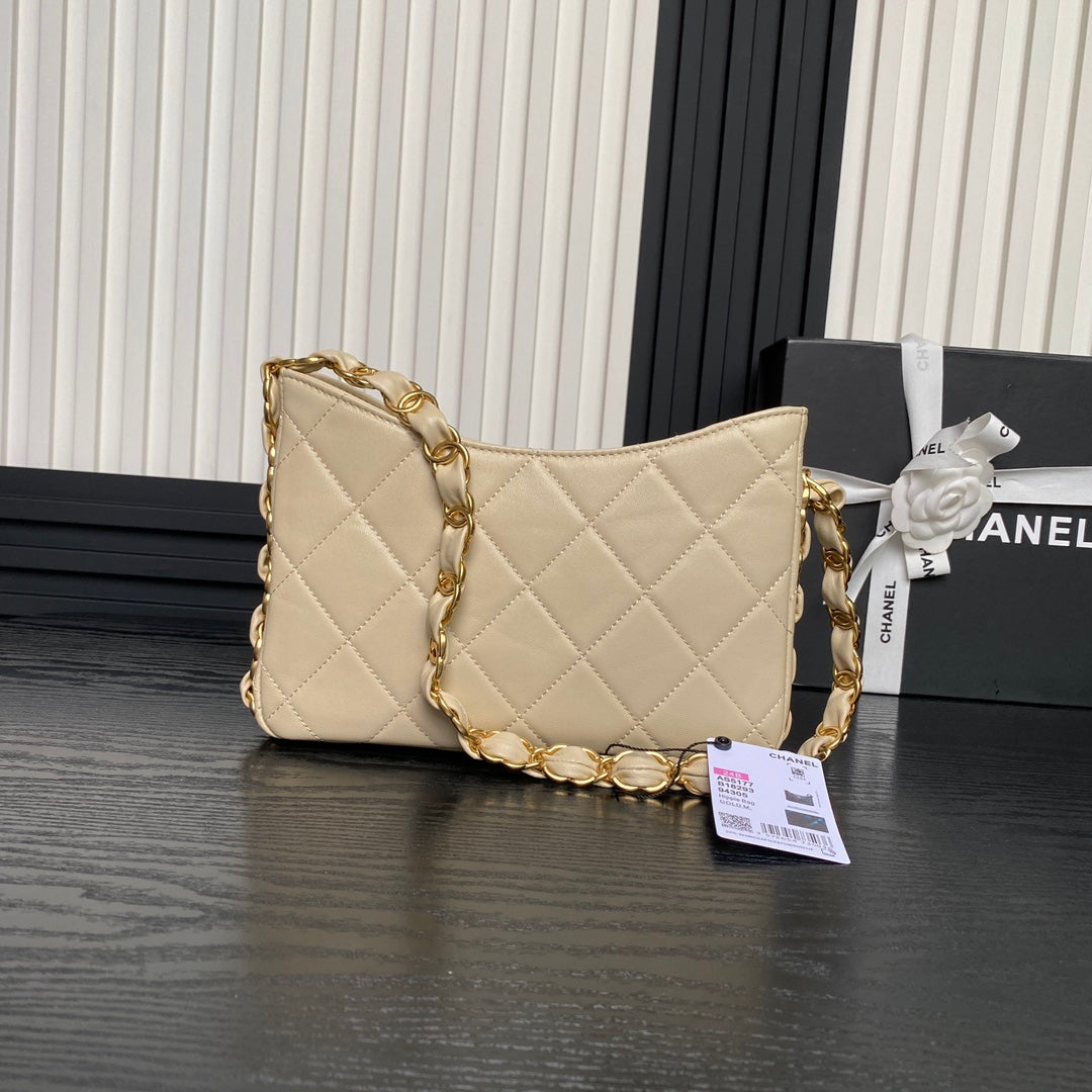 HOBO BAG 24 IN BEIGE CALFSKIN GOLD DOUBLE C THICK CHAIN