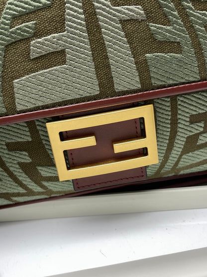 Fend Baguette 27 Bag Embroidered Green Canvas Ghw