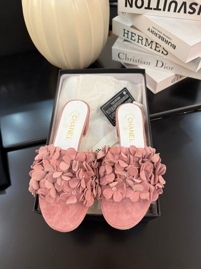 MID HEEL 45 MM MULE IN PEACH PINK SUEDE