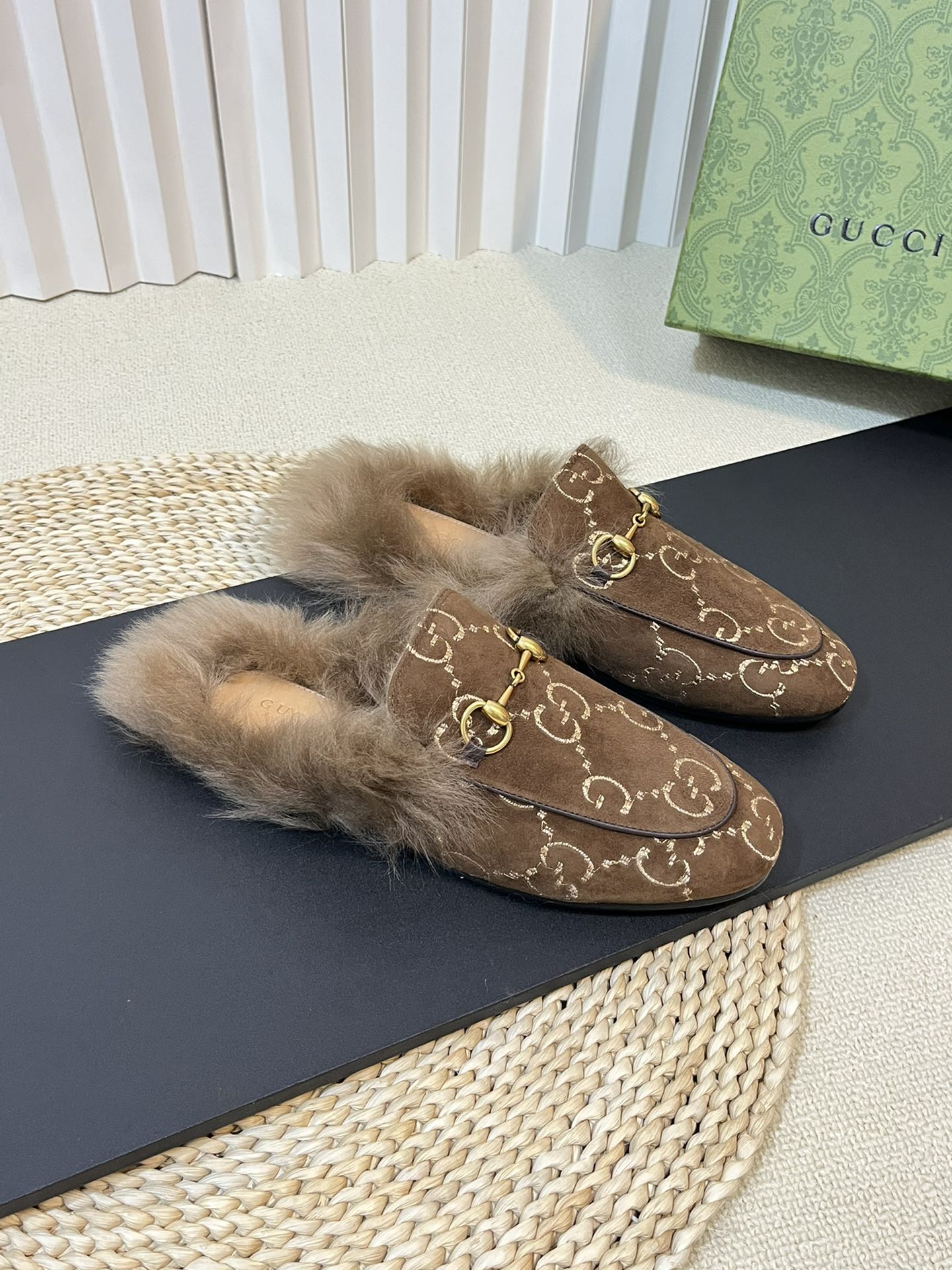 HORSEBIT MULE IN COCOA BROWN MONOGRAM VELVET AND LAMB WOOL LINING