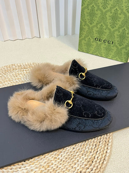 HORSEBIT MULE IN BLACK MONOGRAM VELVET AND LAMB WOOL LINING