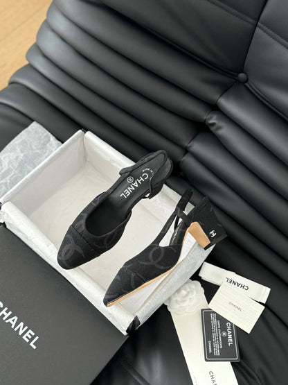 CLASSIC HIGH SLINGBACK BLACK CALFSKIN