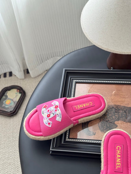 SLIPPERS IN PINK SHEEPSKIN MIX FABRIC AND STRAPS BASE