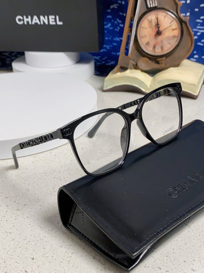 SQUARE SUNGLASSES 632029 IN BLACK ACETATE BLACK LOGO ON FRAME