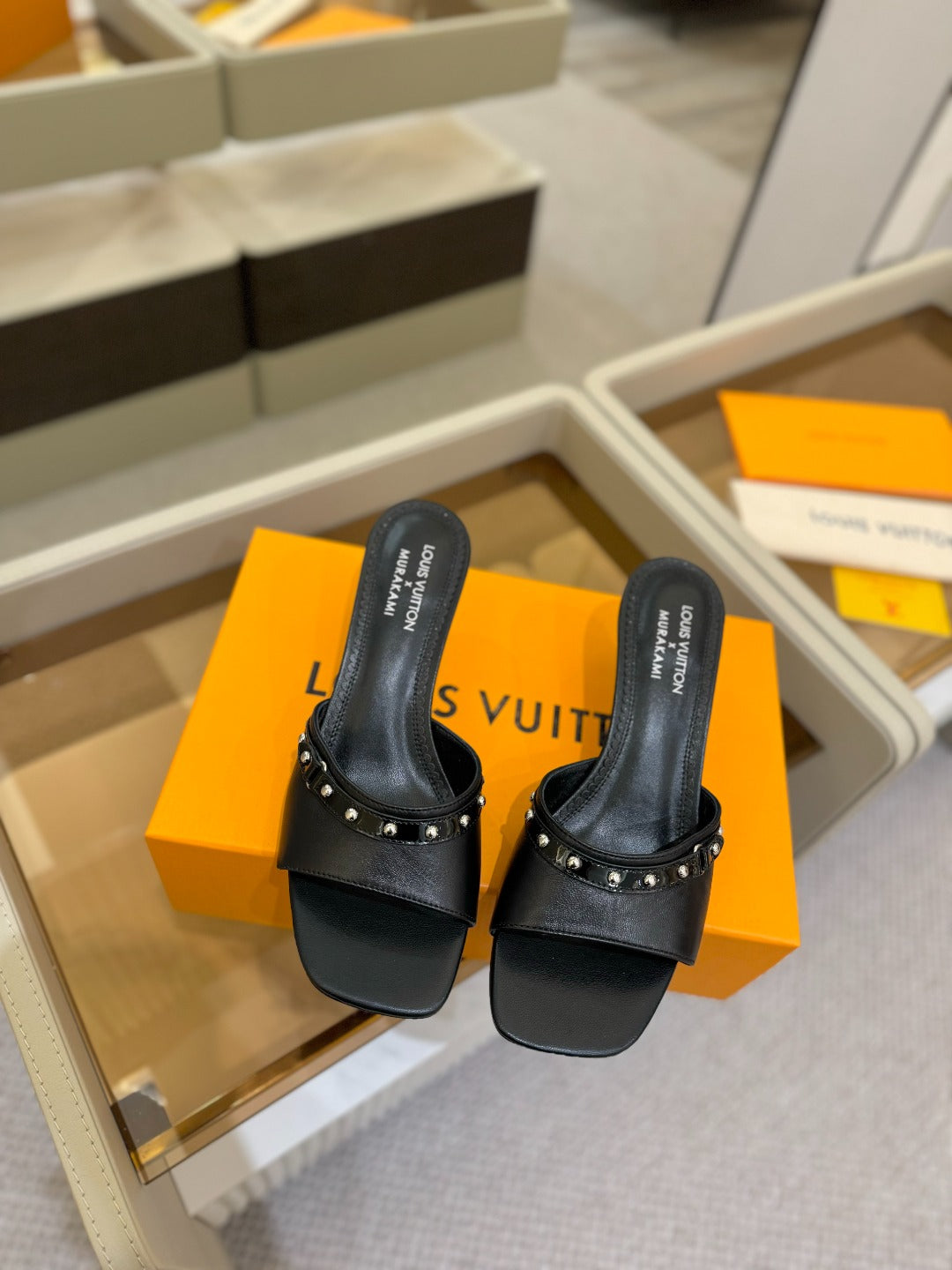 LV X TM 6AM HIGH 4 CM MULE IN BLACK CALFSKIN
