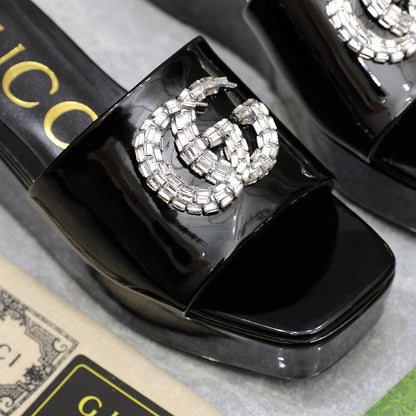 HIGH WEDGE PLATFORM WITH DOUBLE G IN BLACK GLOSSY CALFSKIN
