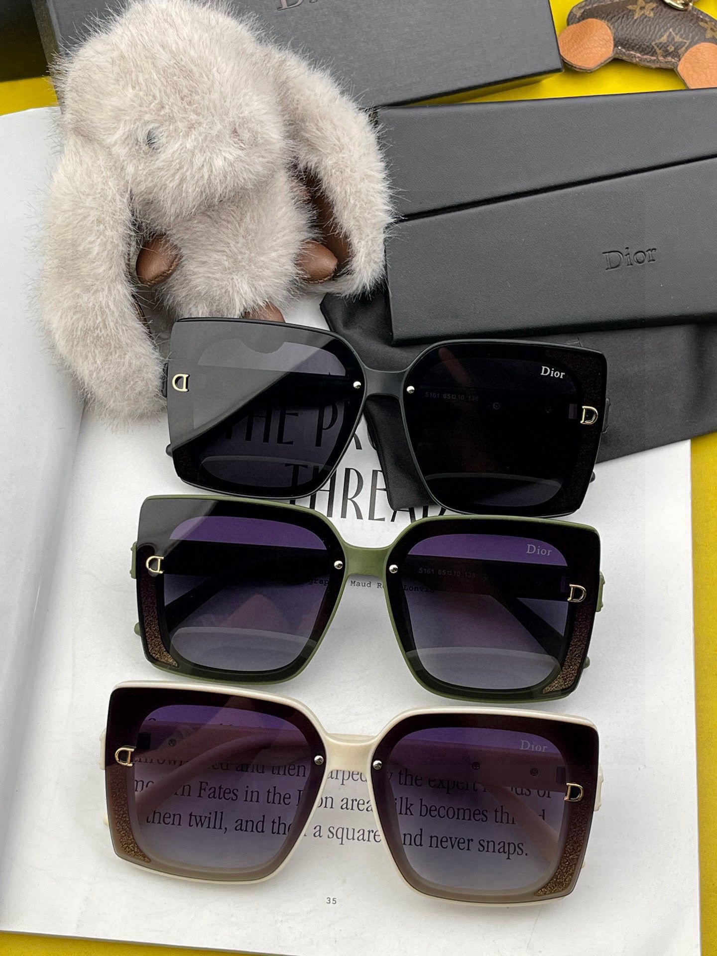 MONTAIGNE SUNGLASS CD1615 IN ACETATE