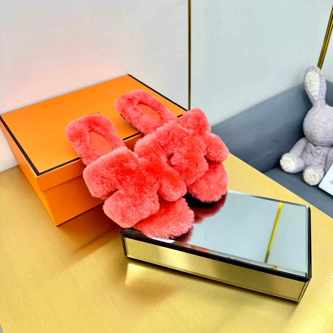 0RAN SHEARLING SANDALS RED PINK