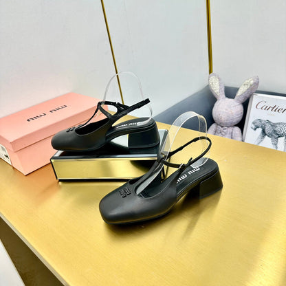 T-STRAPS SLINGBACK PUMPS IN BLACK SMOOTH LAMBSKIN