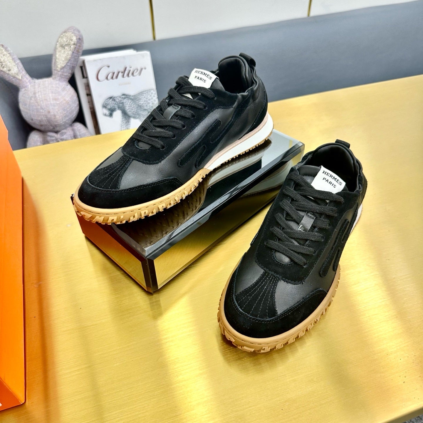 JET SNEAKER IN BLACK CALFSKIN AND SUEDE