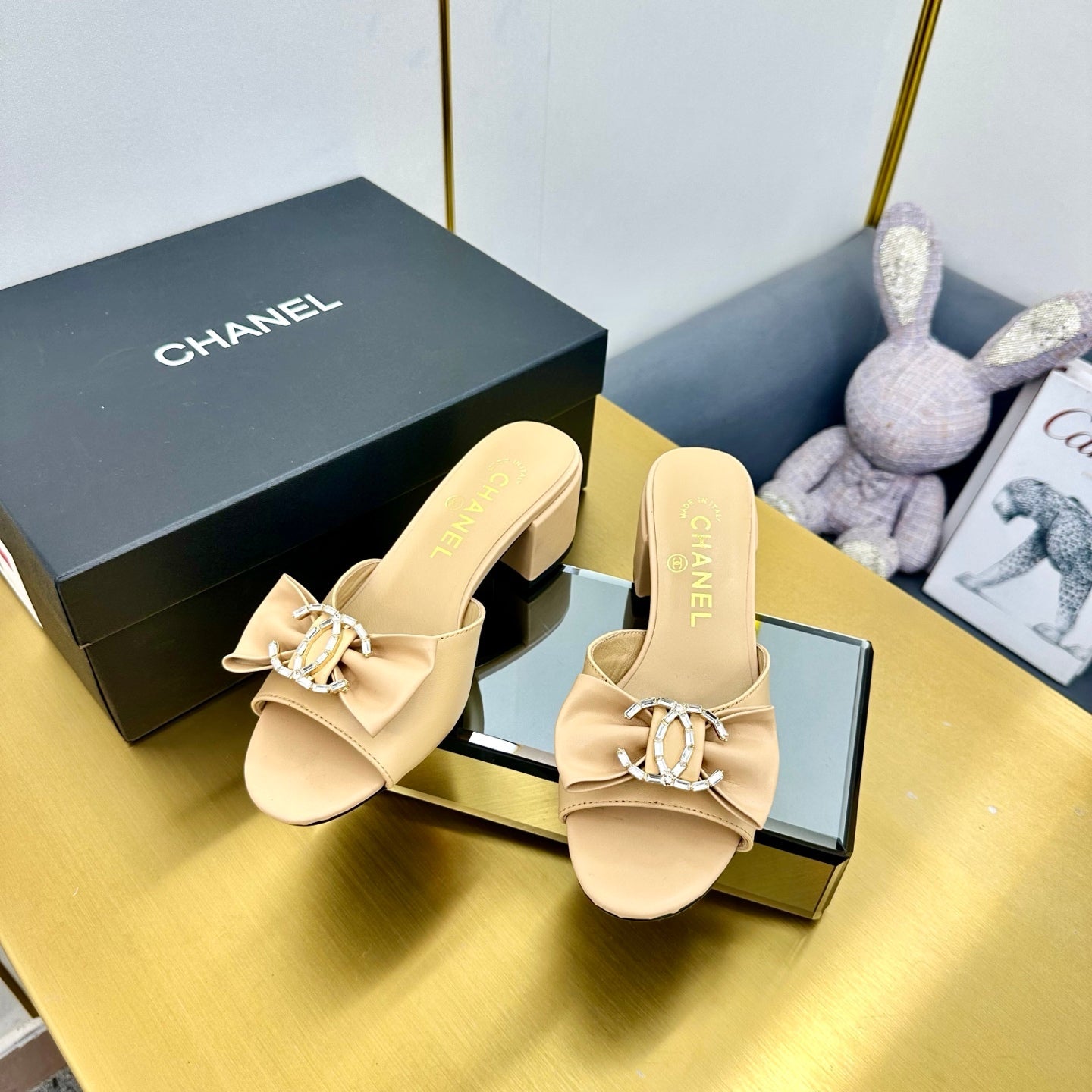 BOWKNOT RHINESTONES MID HEEL MULE IN FLAX YELLOW CALFSKIN