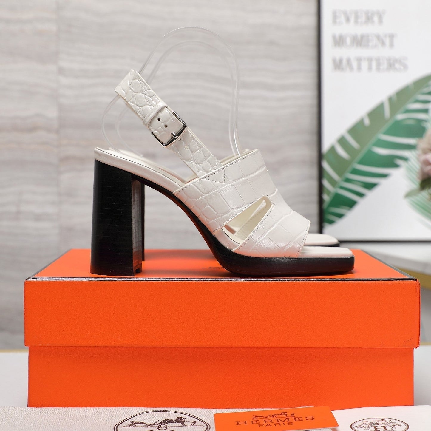 ERIS 95 SANDAL WHITE CALFSKIN PATTERNED