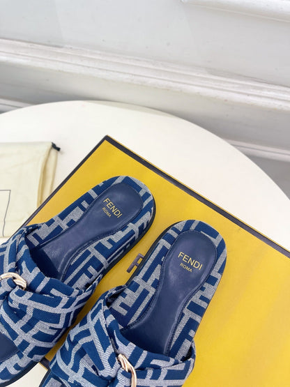 FENDI FLAT SLIPPER IN NAVY BLUE MONOGRAM JACQUARD FABRIC WITH GOLD HARDWARE