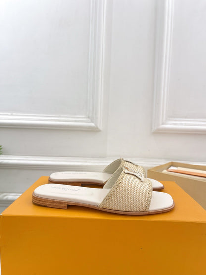 LV WOMEN CAPRI FLAT MULES IN BEIGE LEATHER AND RAFFIA